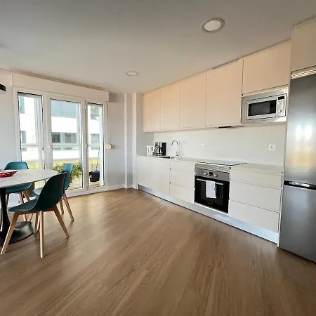 Apartamento 1e143 5 En Primera Linea De Playa Gijón