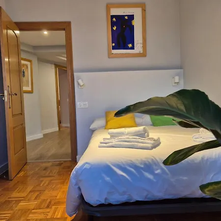 Apartment 1e143 5 En Primera Linea De Playa Gijón